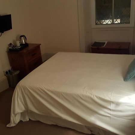 The Dolphin Hotel Wincanton Ruang foto